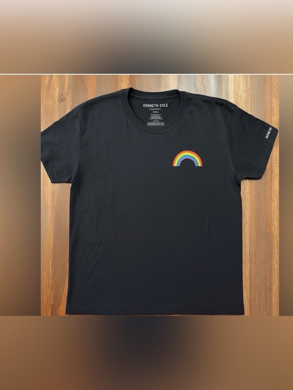 Kenneth Cole New York Men’s Size XLBlack Pride Tee EUC